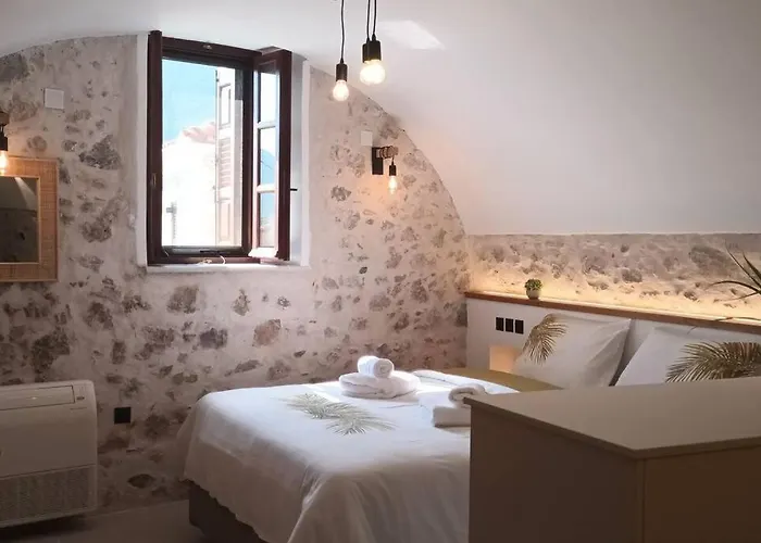 Apartamento Tsolakis Luxury House 2 Leonídion